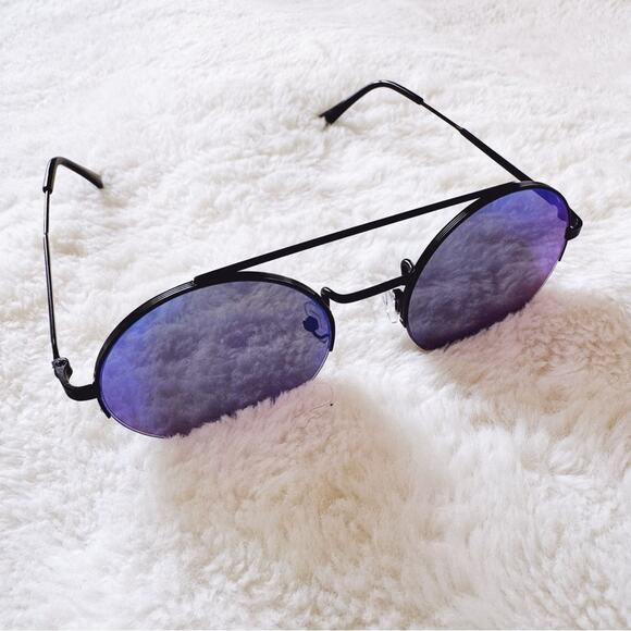 Carly Mirrored Blue & Green Chic Round Sunglasses - Picture 5 of 9